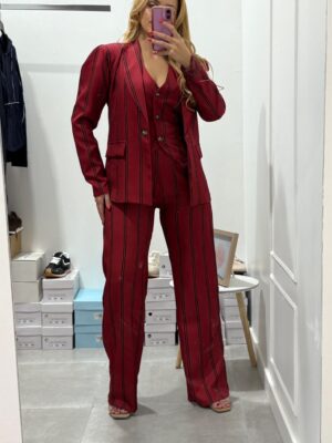 Traje de Tres Piezas Raya Diplomática Burdeos